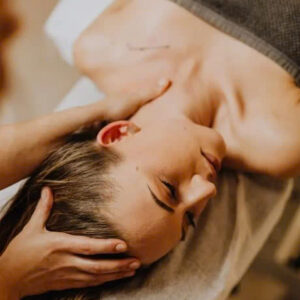 GUASHA LIFTING - MASSAGE BẰNG LIỆU PHÁP GUASHA